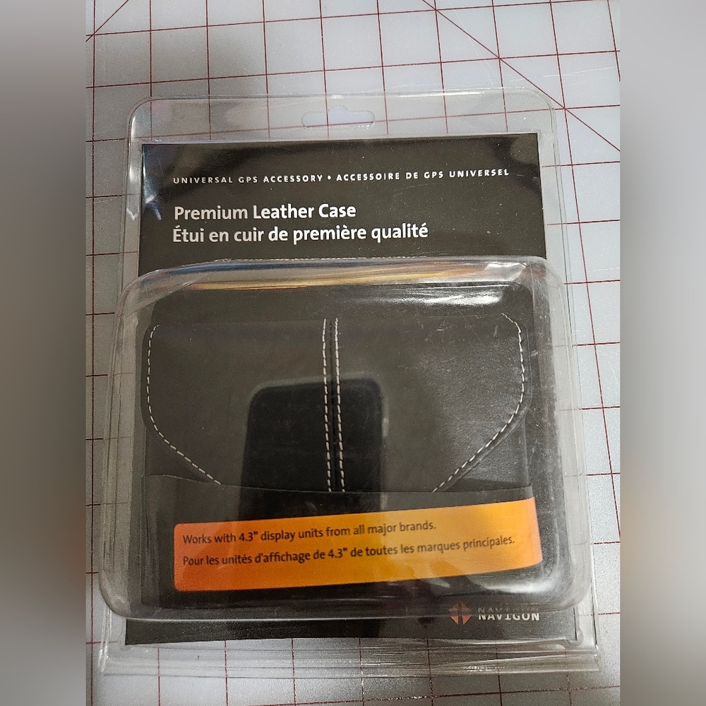 Universal Leather GPS Case - Black